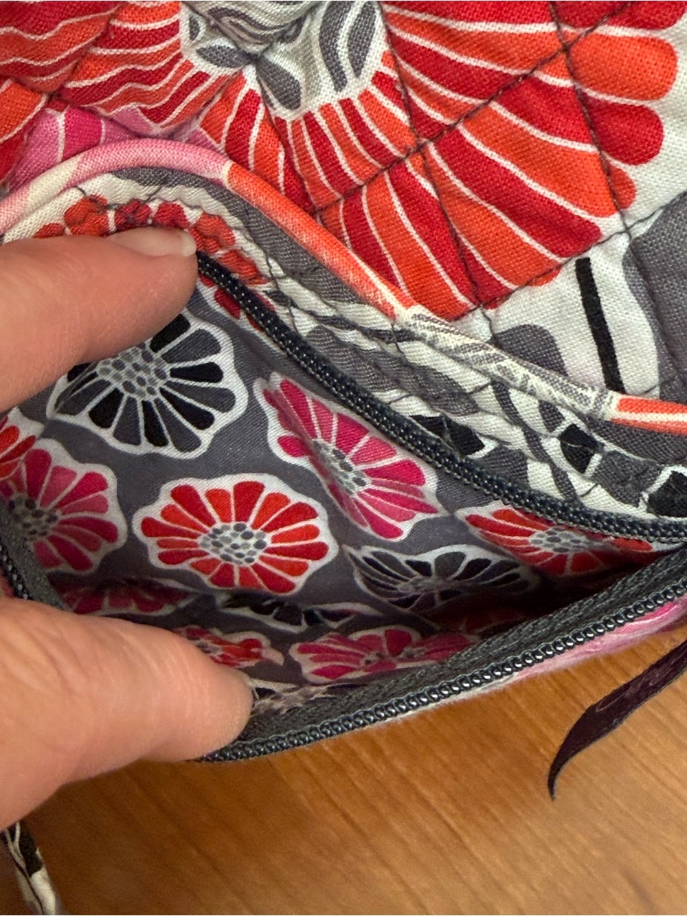 Vera Bradley Cherry Blossoms Crossbody Purse Pink Gray Retire /Wristlet Bundle - Picture 6 of 8